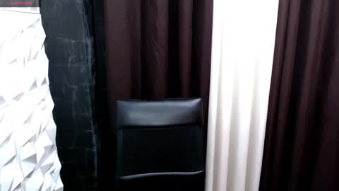 Snapshot of miasexxie chatting on 03-01-25, 12:45 mia online show from 03-01-25, 12:45