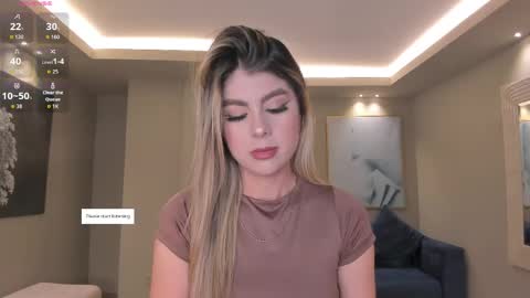 Snapshot of miasilvax chatting on 05-25-26, 10:54 Mia Silva online show from 05-25-26, 10:54