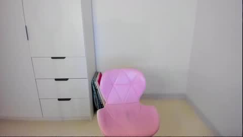 Snapshot of miastripdance chatting on 10-29-25, 02:30 miastripdance online show from 10-29-25, 02:30