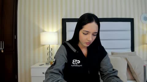 Mia Sweetth online show from 02-01-25, 11:32