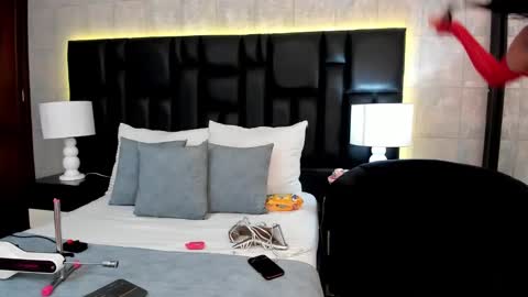 Mia Sweetth online show from 02-26-25, 12:03