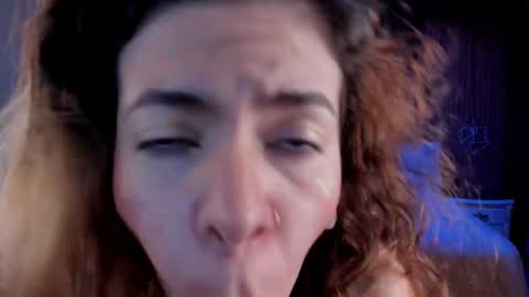 miatorres4 online show from 11-05-25, 04:01