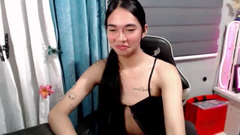 Mia online show from 12-18-25, 08:48