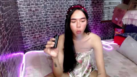 Mia online show from 02-03-26, 06:22