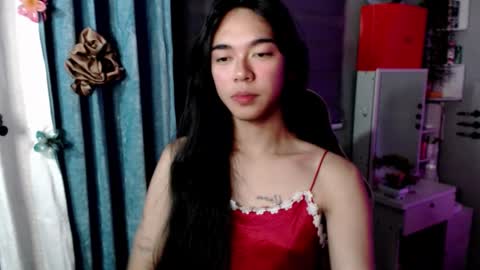 Mia online show from 03-06-26, 08:38