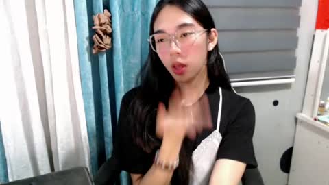 Mia online show from 04-02-26, 06:05