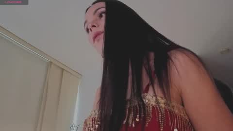 Mia online show from 04-13-26, 02:44