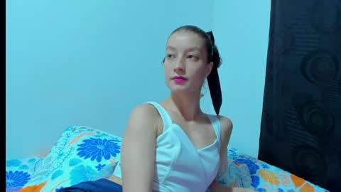  Chloe  online show from 04-13-26, 12:05