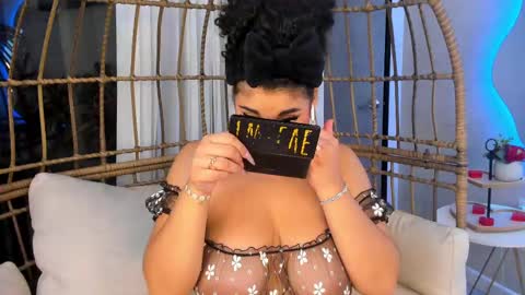 Mia online show from 02-19-25, 10:12