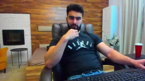 MicahLane online show from 12-04-25, 05:50