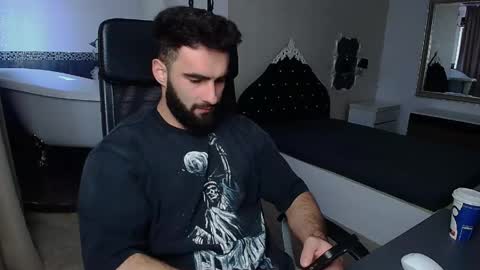 MicahLane online show from 05-18-26, 05:57