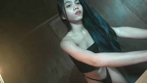 Snapshot of micaholics chatting on 10-07-25, 11:24 Mica online show from 10-07-25, 11:24