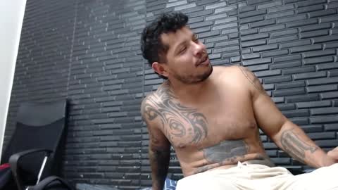 Michael Daviss online show from 02-05-25, 05:53