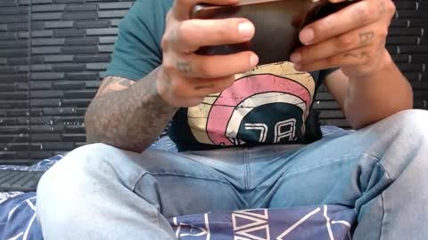 Michael Daviss online show from 02-19-25, 02:12