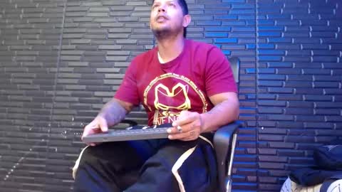 Michael Daviss online show from 03-06-25, 05:00