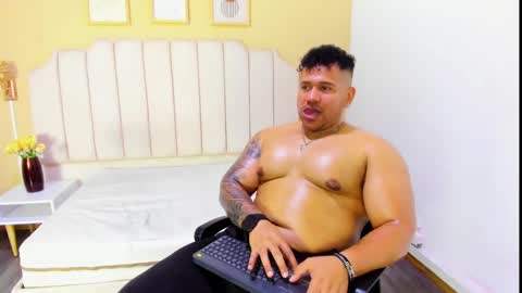 MICHAEL online show from 10-06-25, 08:06