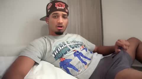 Snapshot of michael_jordanx chatting on 03-09-25, 06:43 Angel online show from 03-09-25, 06:43