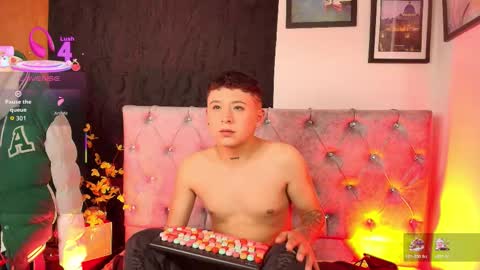 michael_lopez_1 online show from 12-19-25, 01:18