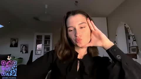 Emily online show from 10-26-25, 02:12