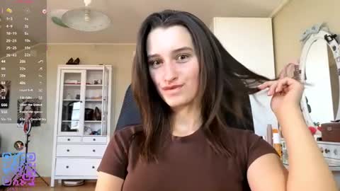 Snapshot of michael_pors chatting on 07-19-26, 02:21 Emily online show from 07-19-26, 02:21