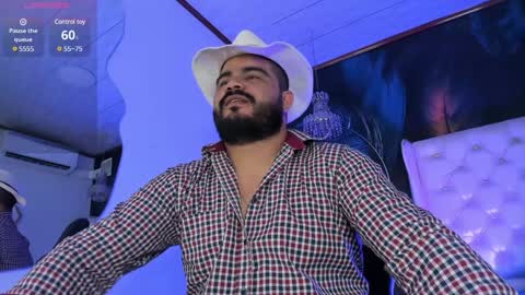 Snapshot of michaelbear_ chatting on 01-08-25, 11:54 Michael online show from 01-08-25, 11:54