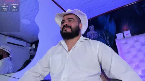 Snapshot of michaelbear_ chatting on 02-03-25, 12:36 Michael online show from 02-03-25, 12:36