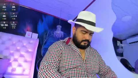 Snapshot of michaelbear_ chatting on 02-05-25, 12:27 Michael online show from 02-05-25, 12:27