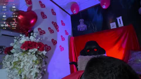 Snapshot of michaelbear_ chatting on 02-14-25, 04:31 Michael online show from 02-14-25, 04:31