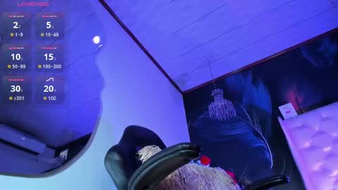 Snapshot of michaelbear_ chatting on 03-06-25, 06:26 Michael online show from 03-06-25, 06:26