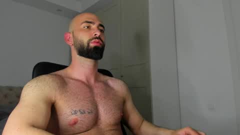 Snapshot of michaelevansx chatting on 04-21-26, 09:28 MichaelEvansx online show from 04-21-26, 09:28