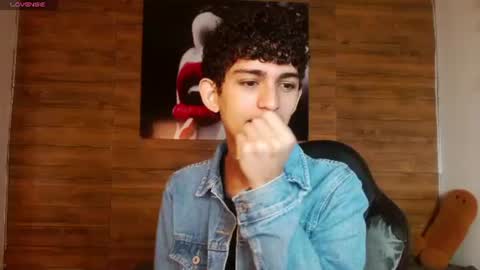 Snapshot of michaelkoiv chatting on 06-17-26, 12:29 michaelkoiv online show from 06-17-26, 12:29
