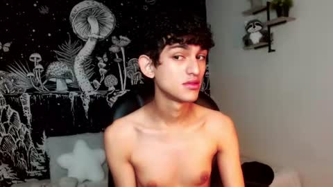 Snapshot of michaelkoiv chatting on 07-13-26, 11:35 michaelkoiv online show from 07-13-26, 11:35