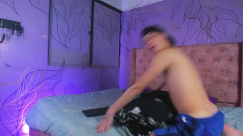 Snapshot of michaell_twink chatting on 02-26-25, 01:32 Michaell online show from 02-26-25, 01:32