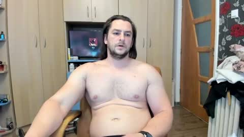 Snapshot of michaelragnar90 chatting on 06-13-26, 10:13 michaelragnar90 online show from 06-13-26, 10:13