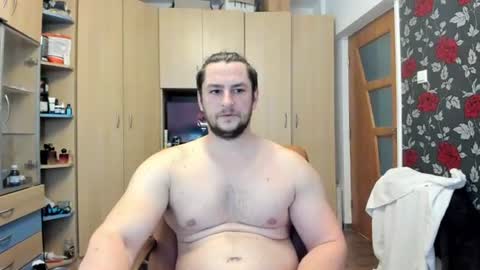 Snapshot of michaelragnar90 chatting on 06-18-26, 12:20 michaelragnar90 online show from 06-18-26, 12:20
