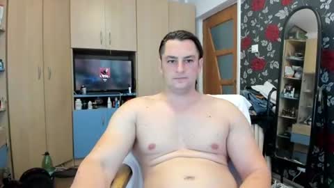 Snapshot of michaelragnar90 chatting on 06-30-26, 07:20 michaelragnar90 online show from 06-30-26, 07:20