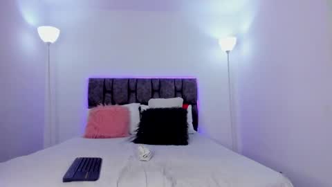 Snapshot of michel_morrinson chatting on 02-01-25, 03:50 Michelle online show from 02-01-25, 03:50