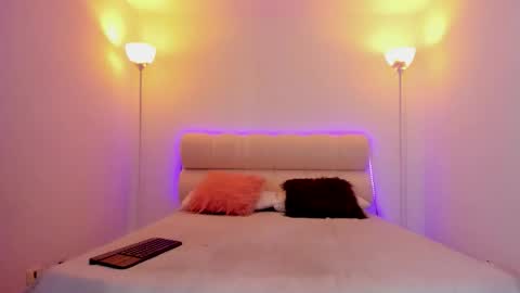 Snapshot of michel_morrinson chatting on 11-11-25, 12:27 Michelle online show from 11-11-25, 12:27