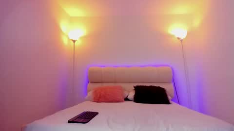 Snapshot of michel_morrinson chatting on 11-19-25, 12:16 Michelle online show from 11-19-25, 12:16