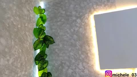 melannie   follow my new page online show from 11-25-25, 11:38