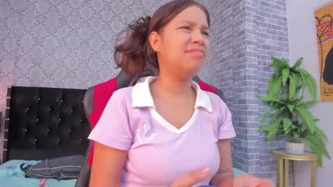 Michelle y Roger  online show from 02-14-25, 06:51