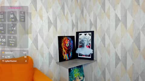 Snapshot of michelle_blond chatting on 02-25-25, 11:08 michelle_blond online show from 02-25-25, 11:08