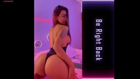 Snapshot of michelle_madson_ chatting on 02-05-25, 12:49 michelle_madson_ online show from 02-05-25, 12:49