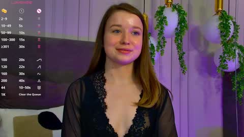 Snapshot of michellehaynes chatting on 01-27-25, 08:49 michelle online show from 01-27-25, 08:49