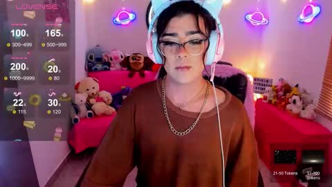 Snapshot of michellevanss22 chatting on 10-16-25, 05:47 online show from 10-16-25, 05:47