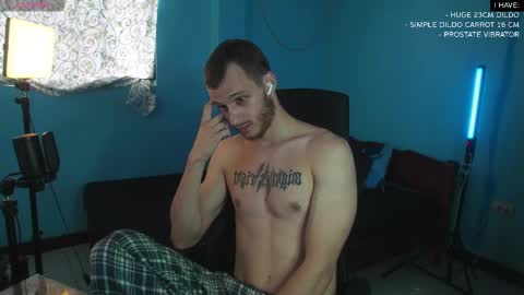 Snapshot of mickey_pict chatting on 02-10-25, 05:47 Mickey online show from 02-10-25, 05:47