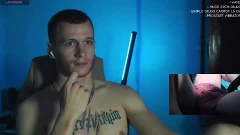 Snapshot of mickey_pict chatting on 03-06-25, 11:03 Mickey online show from 03-06-25, 11:03