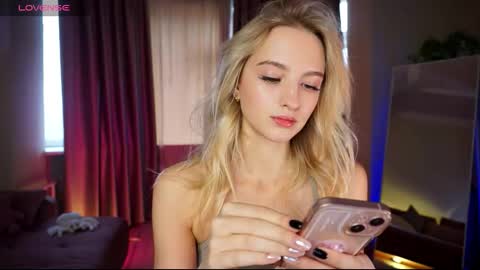 mickeydior online show from 10-03-25, 11:29