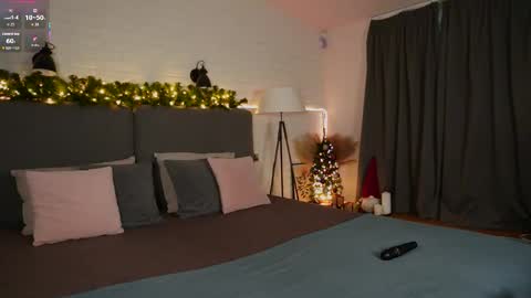 micky___love online show from 01-15-26, 07:50