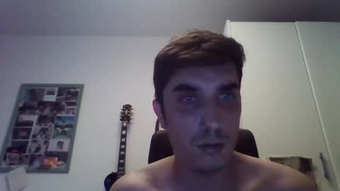 Snapshot of micky_law88 chatting on 09-08-25, 03:55 micky_law88 online show from 09-08-25, 03:55